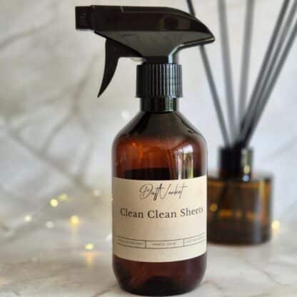 Roomspray i Clean-varianten Clean Clean Sheets - både til sengetøj og din bolig generelt
